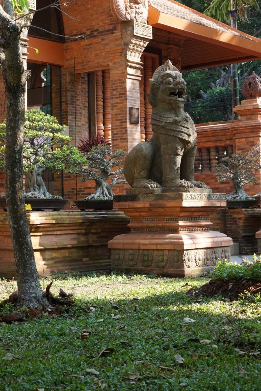 Phor Liang Meun Terracotta Arts - Sha Extra Plus Chiang Mai Dış mekan fotoğraf